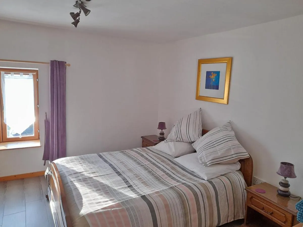 Holiday home Les Maricotais Gite La Crecerelle Treverien France
